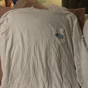 Long sleeve vineyard vines t-shirt!